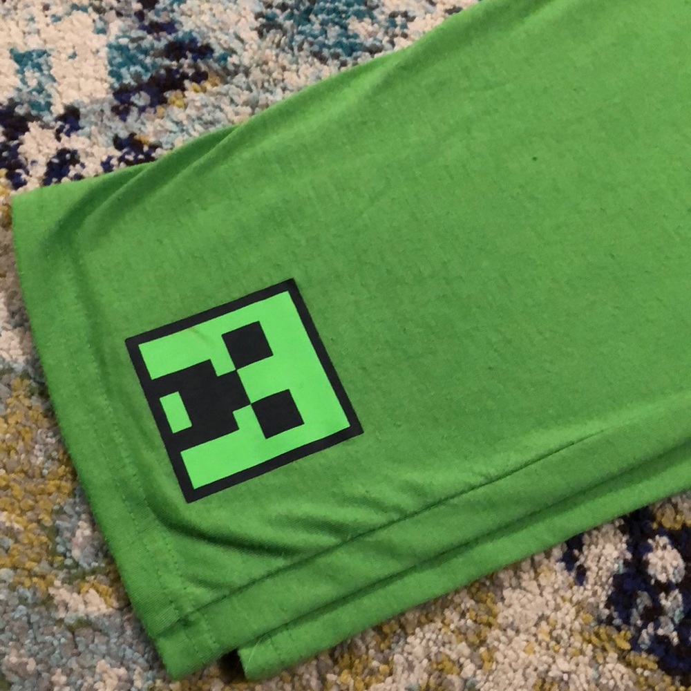 🧜🏼‍♀️3 for $15 item!🧜🏼‍♀️ Minecraft pjs - Picture 2 of 4